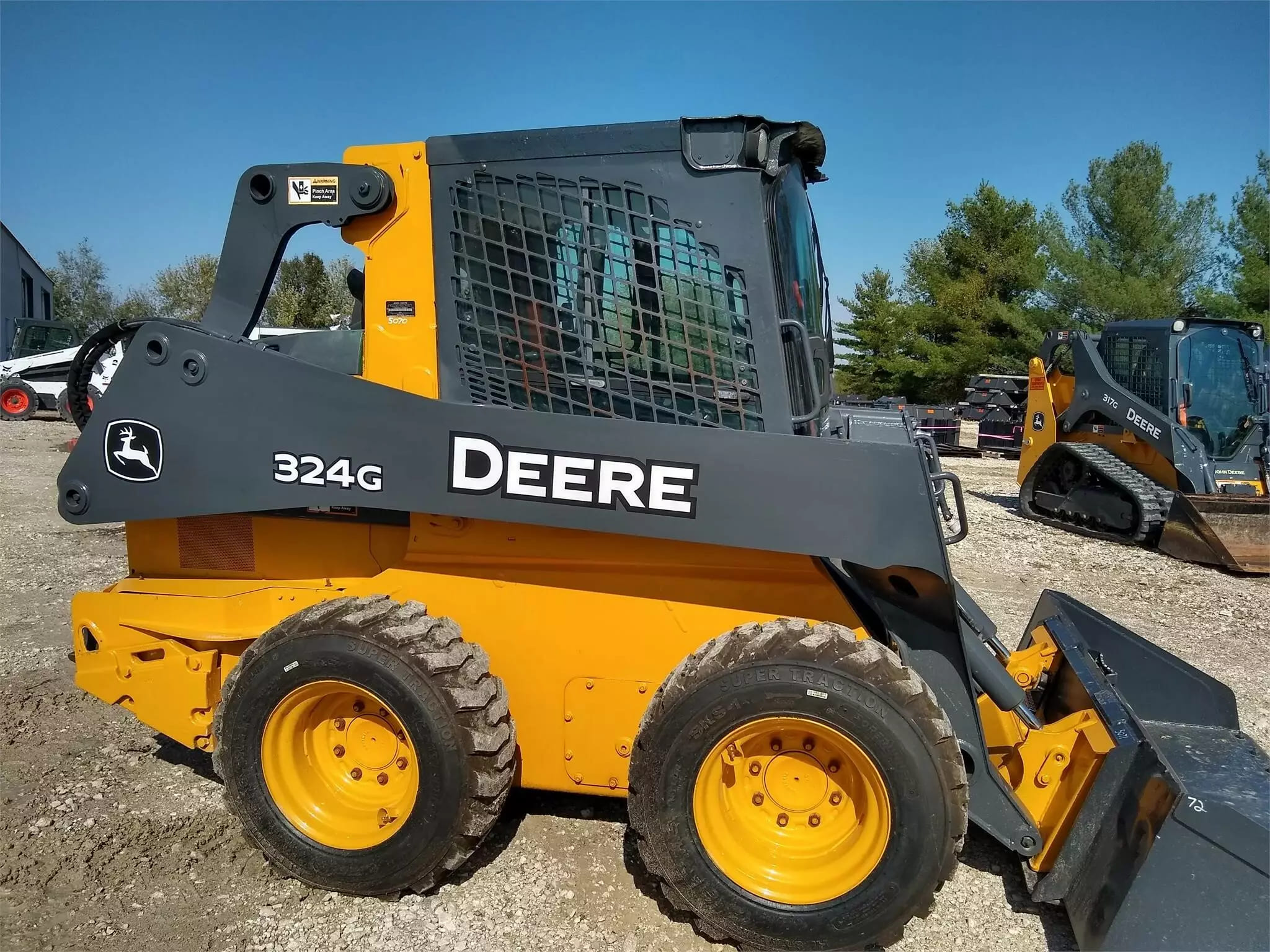 2018 Deere 324G