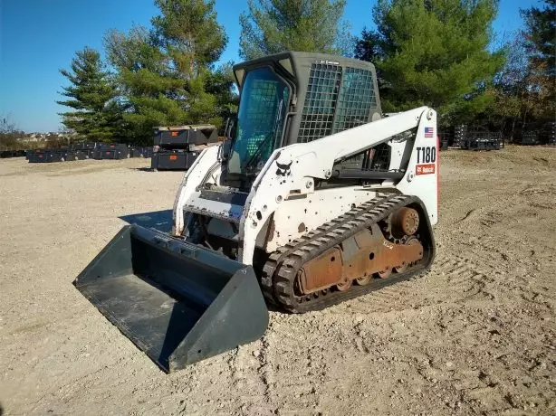 2011 BOBCAT T180 Skid Steer